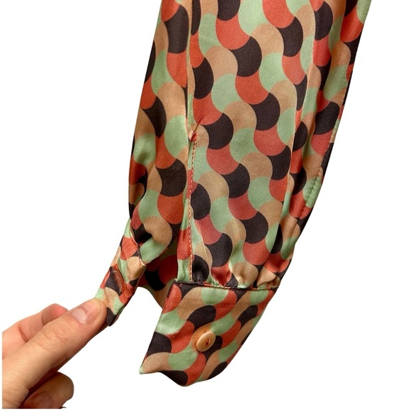 Attic and Barn Geometric Print Long Sleeve Dress | Retro Mod Style - Picture 4 of 4